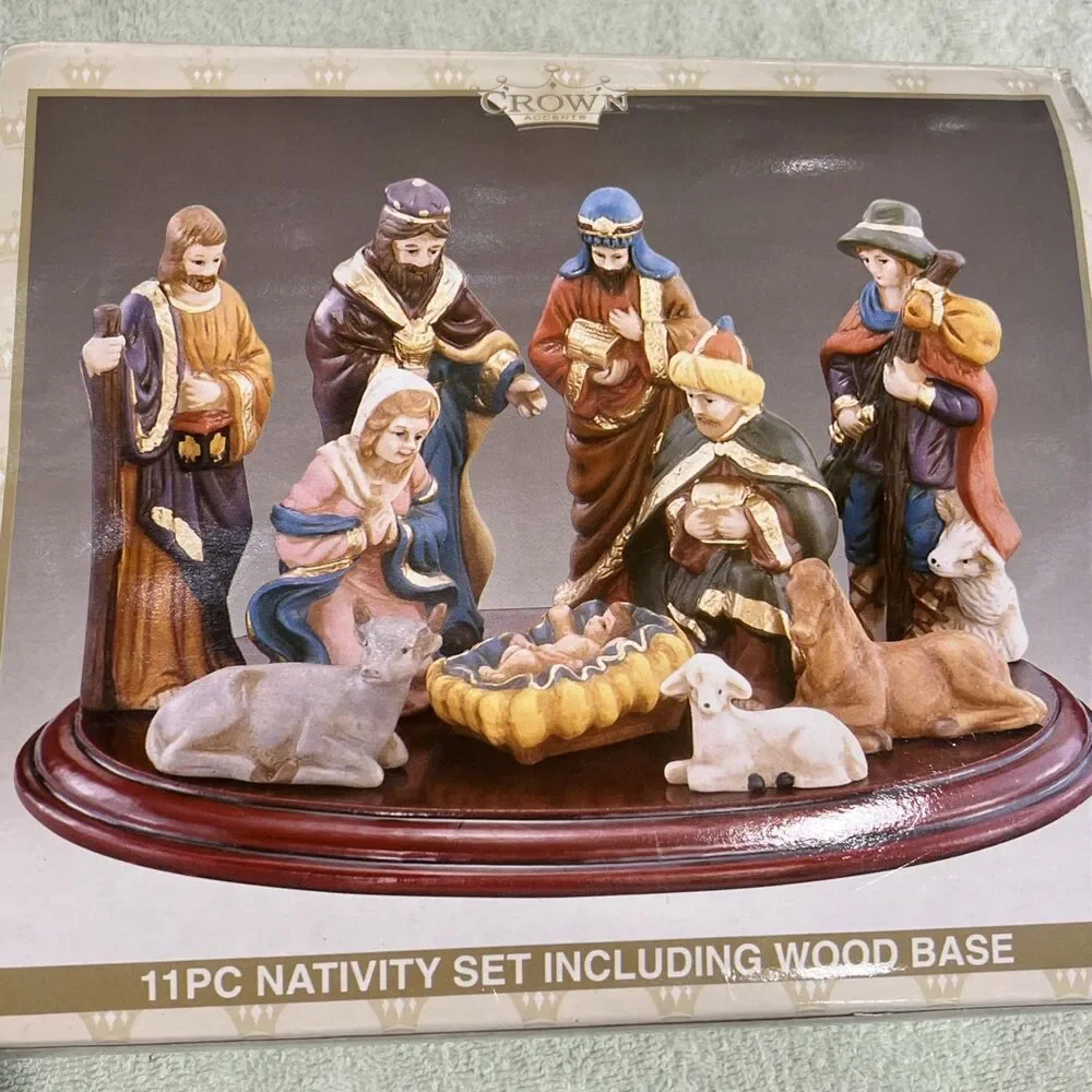 Nativity Set Hand Painted World Bazaars Crown Accents  11 pcs Christmas Holidays